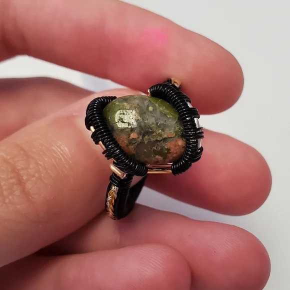 "Dragons Egg" Unakite Handmade Wire Wrap Ring - Picture 5 of 8
